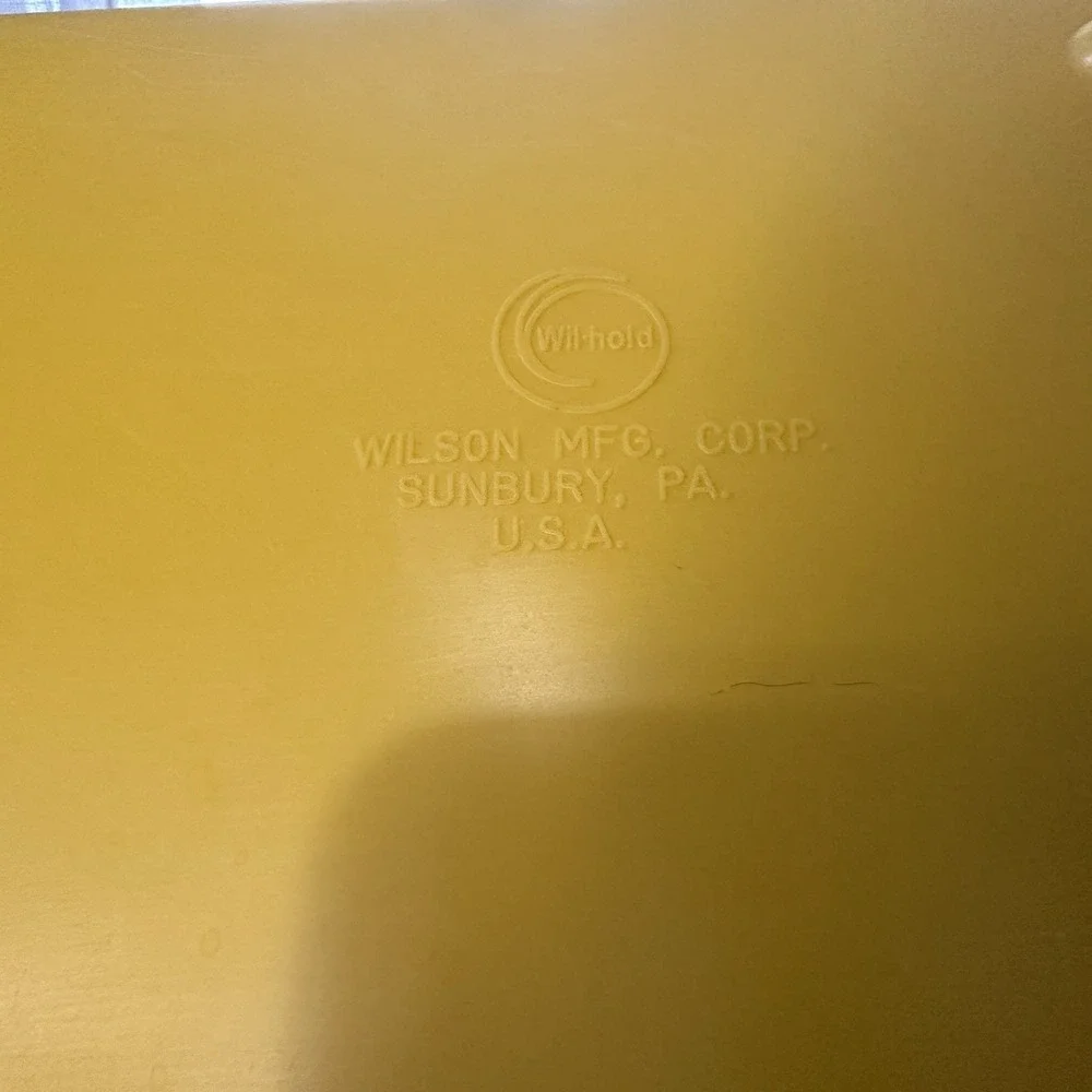 Vintage Wil-hold Wilson Mfg Corp Sewing Box W/Tray Yellow Plastic MCM